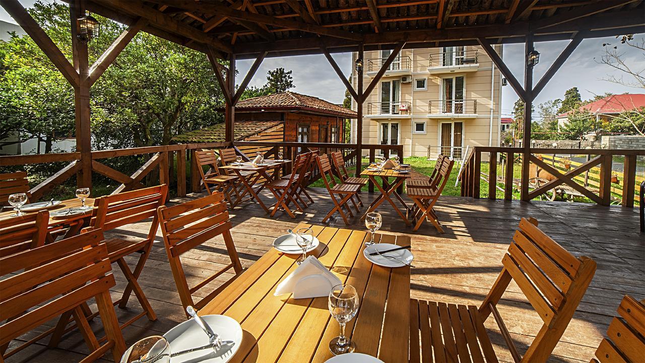 Orange Hotel Gonio Exterior photo